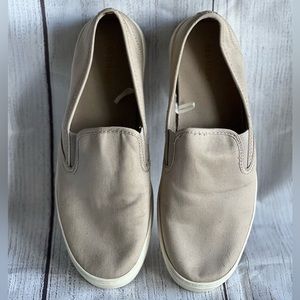 LAST CHANCE! Old Navy Slip on Sneakers for Women